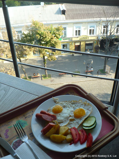 Breakfast at Пузата Хата (Puzata Hata)